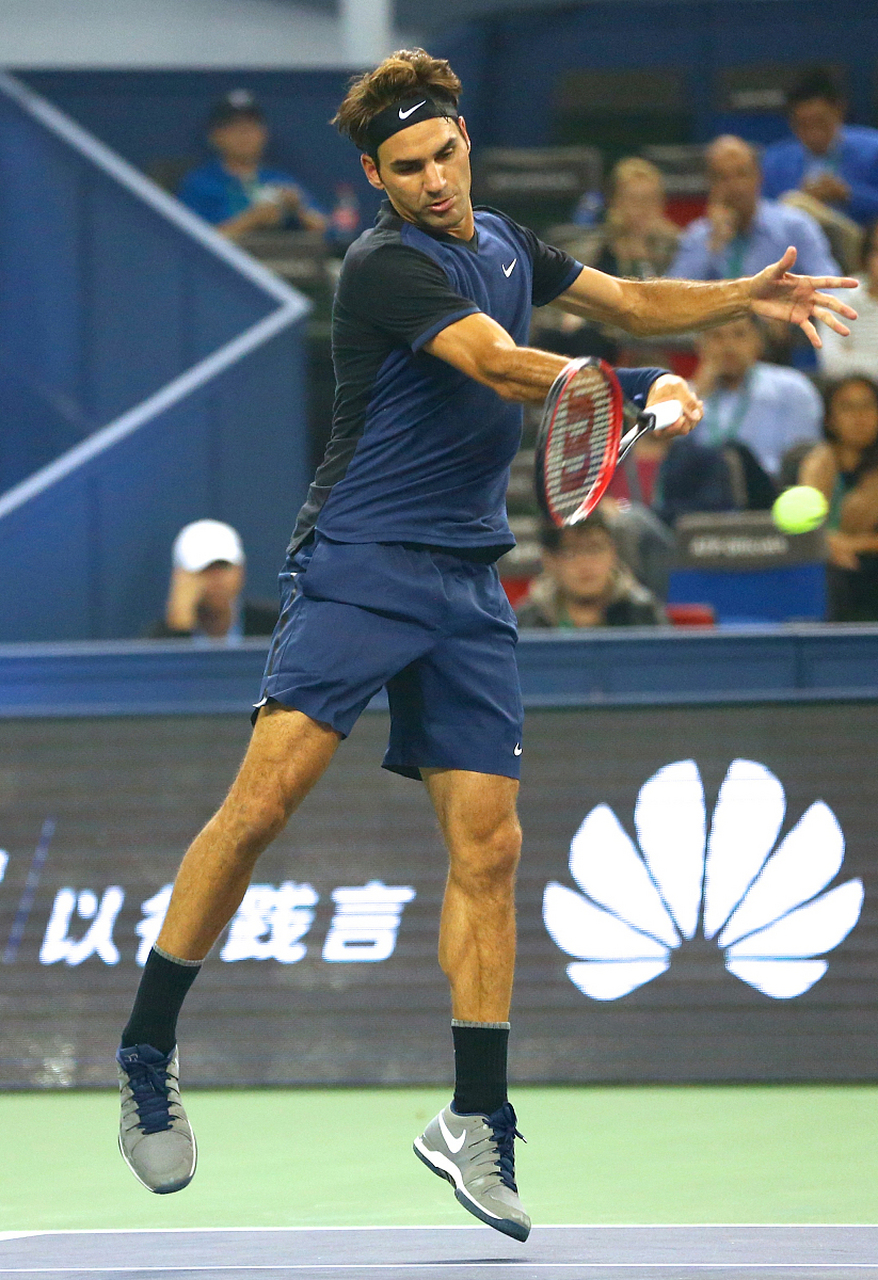 开云-包含费德勒回归赛场，精彩发挥首场状态亮眼，MAD观众沸腾！的词条